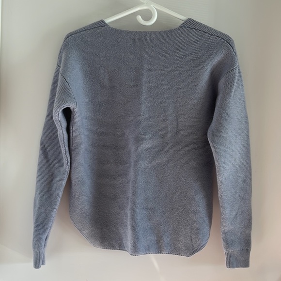 Like new Aritzia Wilfred Free 100% merino wool thick sweater - Picture 8 of 8